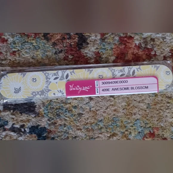 🚨ADD 2 Bundle 4 FREE🚨Awesome Blossom Emory board - Picture 1 of 2